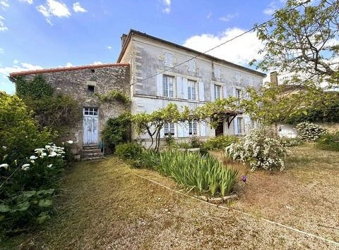 Tusson, Charente