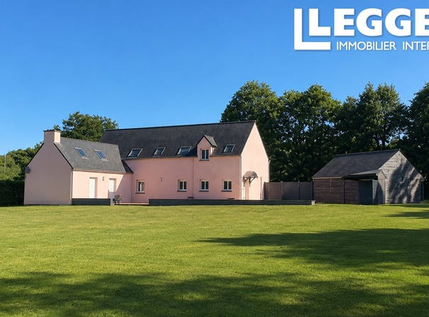 Réguiny, Brittany 56500