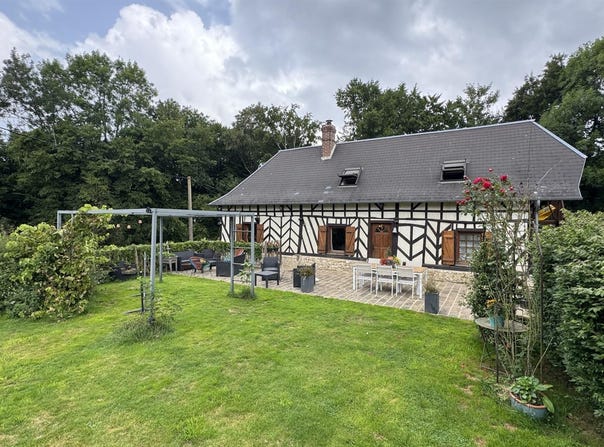 Beuzeville, Upper Normandy 27210
