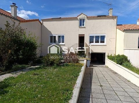 Loudun, Poitou-Charentes 86200
