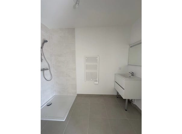 Toulon, Var 83000