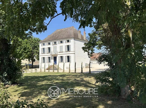 Sassenay, Burgundy 71530