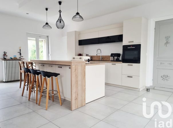 Douvrin, Hauts-de-France 62138