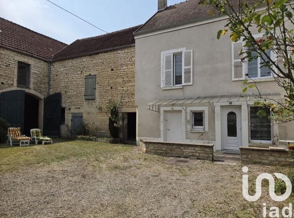 Ancy-le-Franc, Bourgogne-Franche-Comté 89160