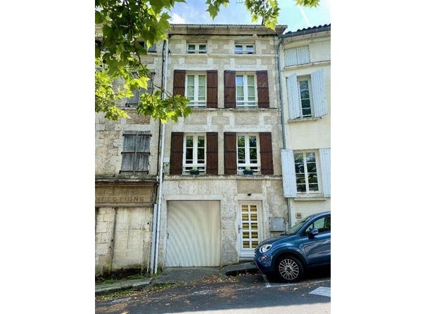 MONTMOREAU SAINT CYBARD, Poitou-Charentes 16190