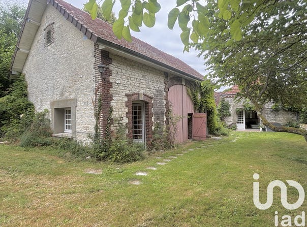 Buchères, Grand Est 10800