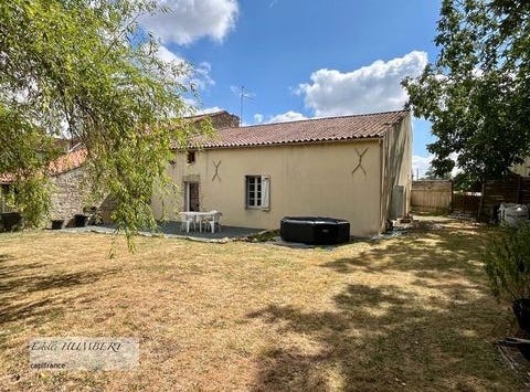 STE HERMINE, Pays de la Loire 85210