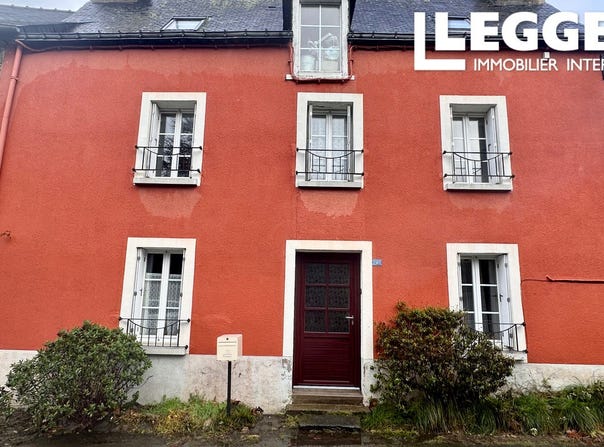 Josselin, Brittany 56120