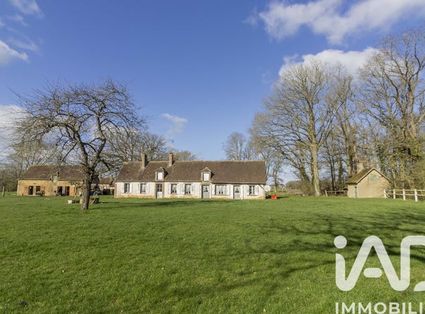 Balines, Normandy 27130