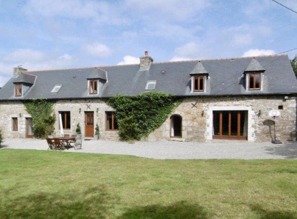 Lanrivain, Brittany 22480