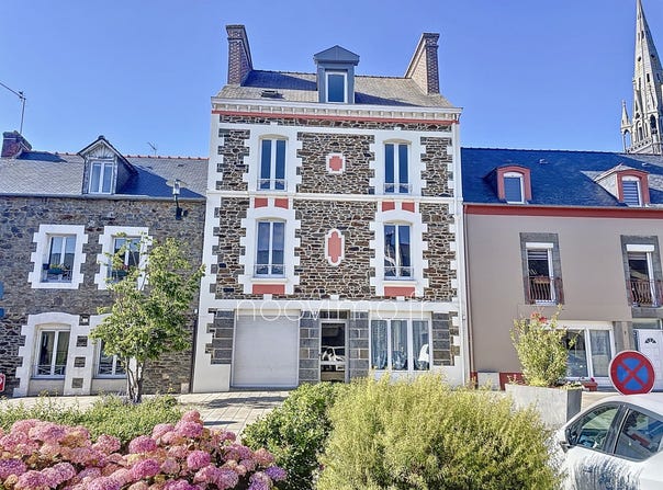 Saint-Méloir-des-Ondes, Brittany 35350
