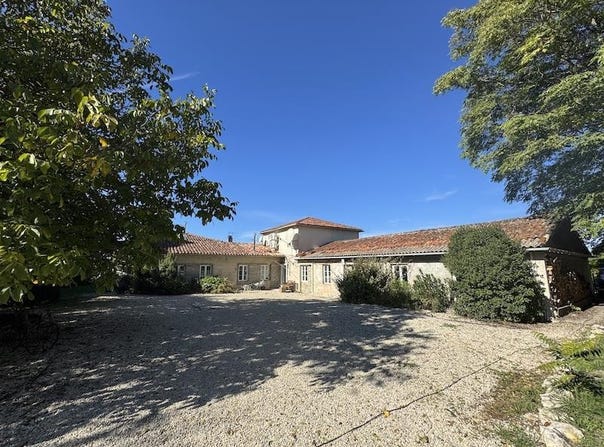 Châtignac, Poitou-Charentes 16480