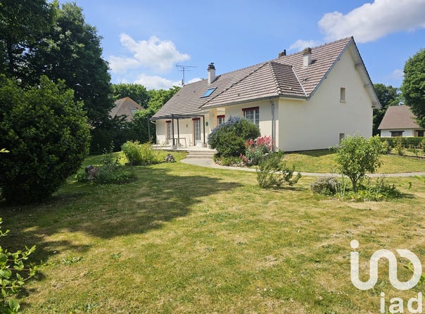 Guichainville, Normandy 27930