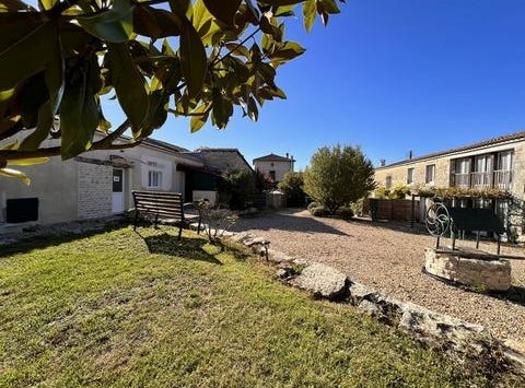 Souvigne, Charente