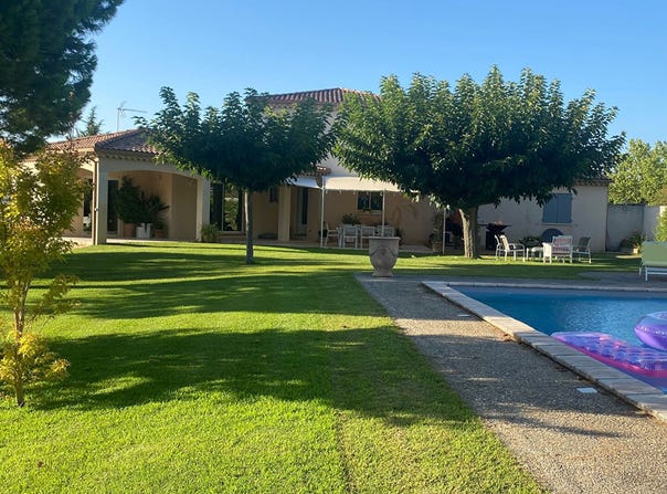 vedène, Provence-Alpes-Côte d'Azur 84270