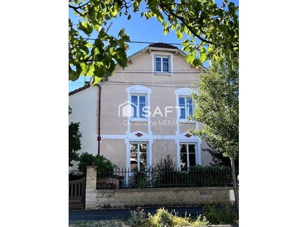 Chatellerault, Poitou-Charentes 86100