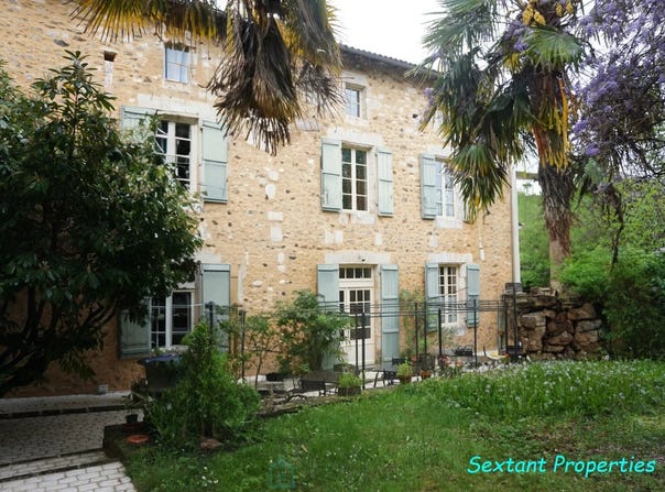 Nontron, Dordogne 24300