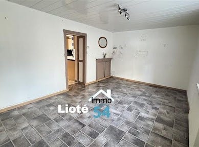 CEINTREY, Grand Est 54134