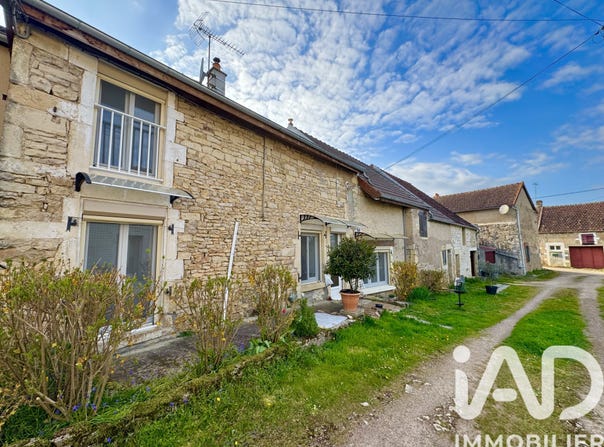 Amazy, Bourgogne-Franche-Comté 58190