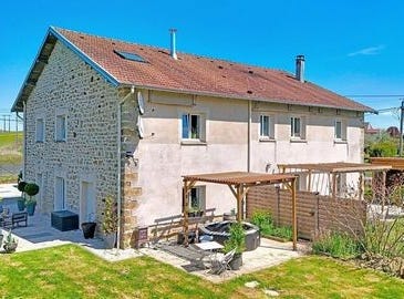Uzemain, Lorraine 88220