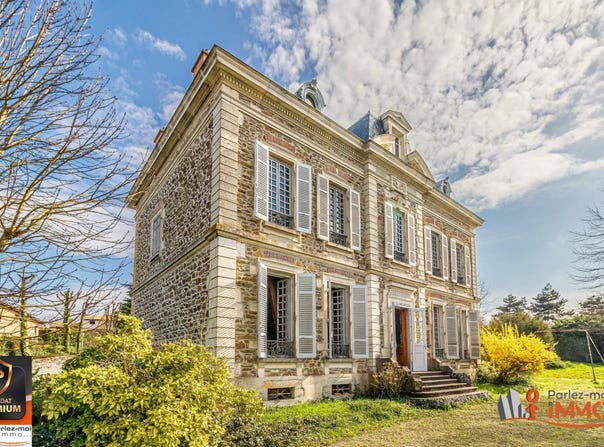 L'Arbresle, Rhône 69210