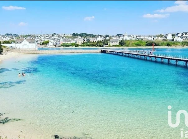 Audierne, Brittany 29770