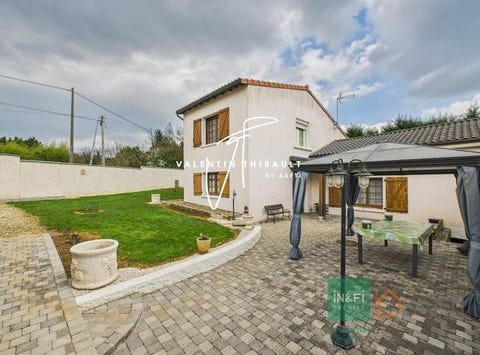 Iteuil, Poitou-Charentes 86240