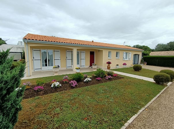 TONNAY CHARENTE, Nouvelle-Aquitaine 17430