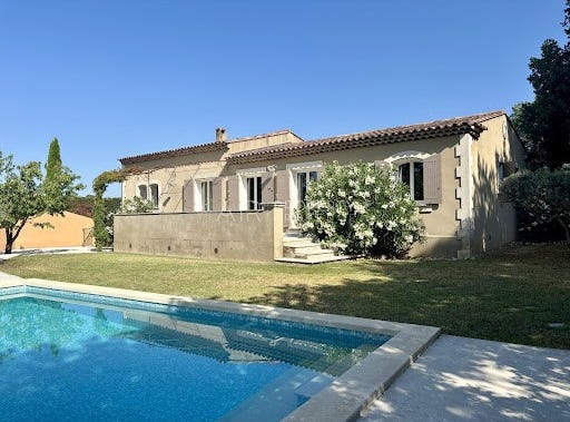 Cadenet, Provence-Alpes-Côte d'Azur 84160