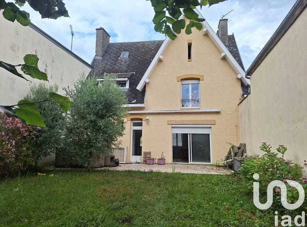 Vouziers, Grand Est 08400