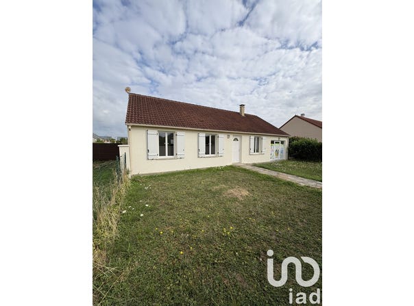 Bourges, Centre-Val de Loire 18000