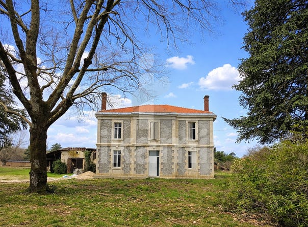 Salles, Nouvelle-Aquitaine 33770
