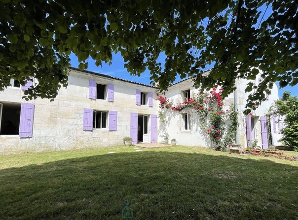 Saintes, Poitou-Charentes 17100