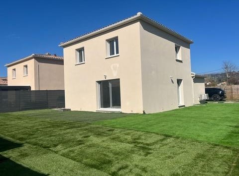CALLIAN, Provence-Alpes-Côte d'Azur 83440