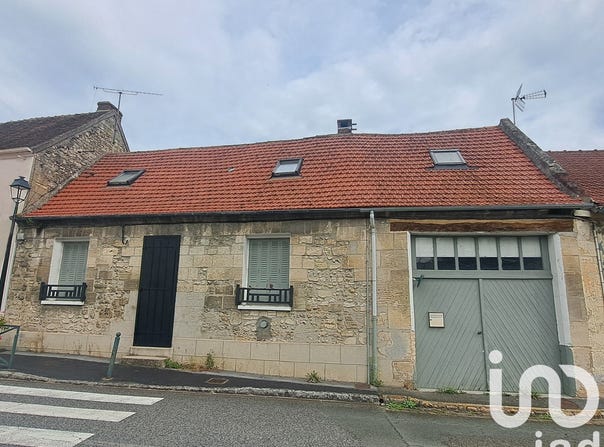 Rieux, Brittany 60870