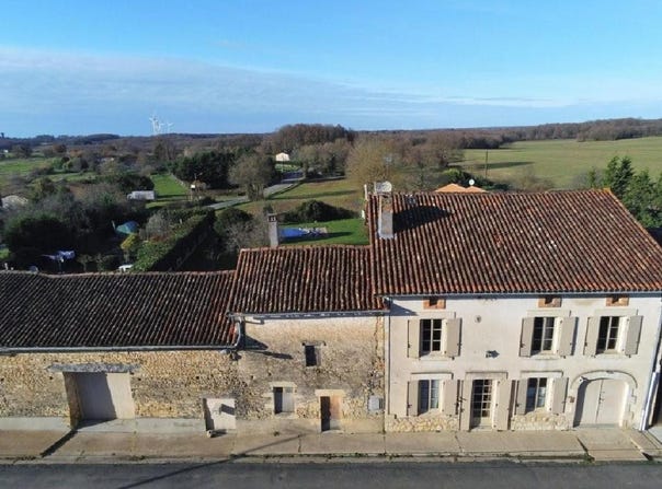 CHAMPAGNE MOUTON, Nouvelle-Aquitaine 16450
