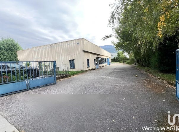 CROLLES, Auvergne-Rhône-Alpes 38920