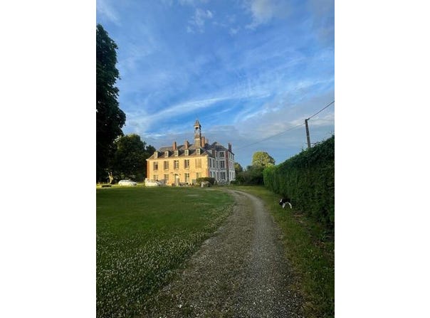 Lavau, Bourgogne 89170