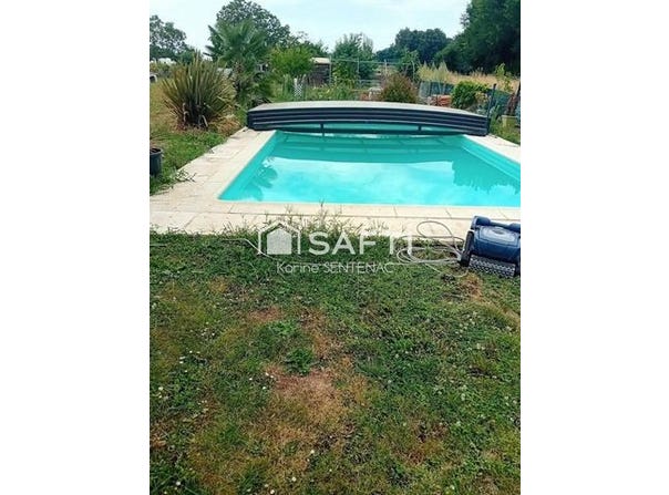 Saint-Martin-De-Macon, Poitou-Charentes 79100