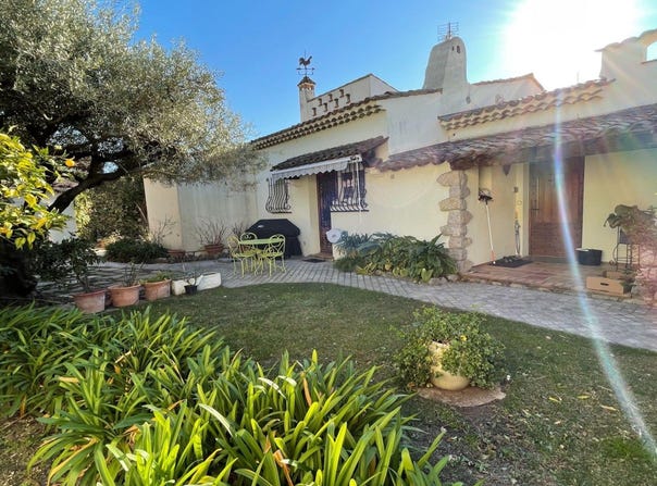 Mougins, Provence-Alpes-Côte-d'Azur 06250