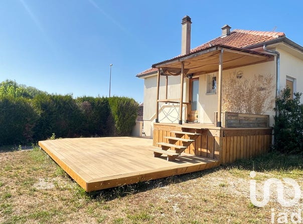 Voué, Grand Est 10150