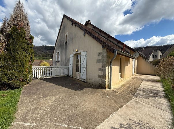 LONS-LE-SAUNIER, Bourgogne-Franche-Comté 39000