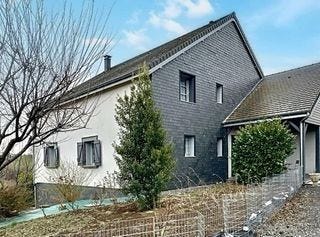Saint-Victor-La-Riviere, Auvergne 63790