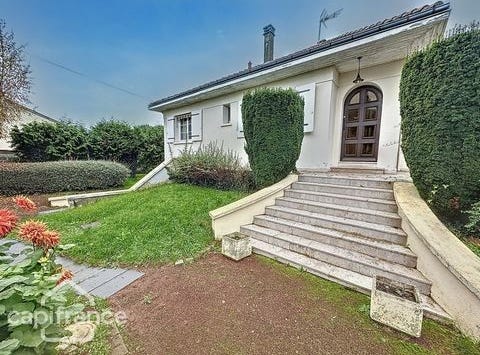 THOUARS, Poitou-Charentes 79100