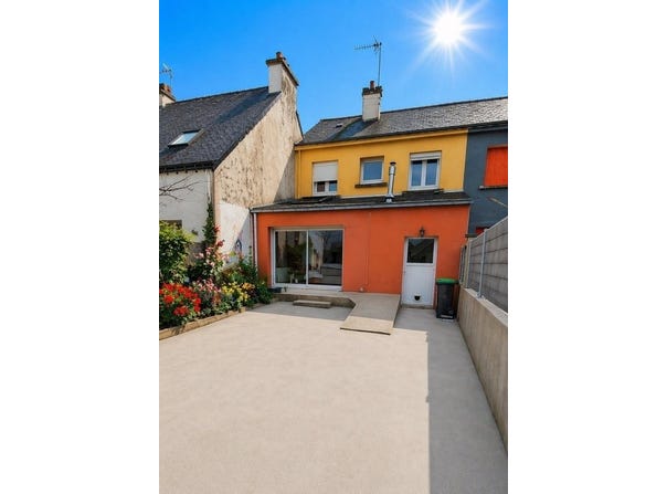 Caudan, Brittany 56850