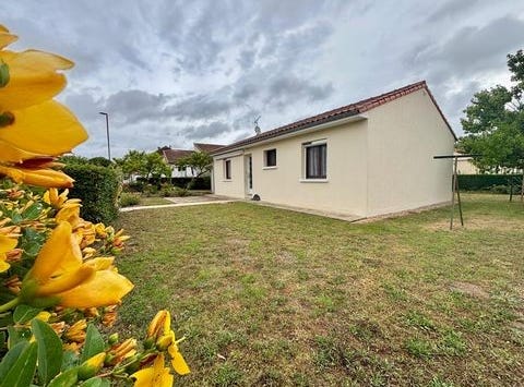Lencloitre, Poitou-Charentes 86140
