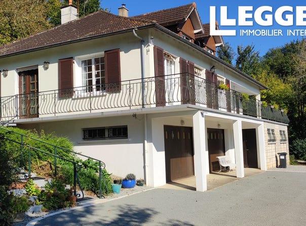 Charroux, Nouvelle-Aquitaine 86250