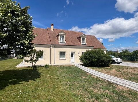 Larcay, Centre 37270
