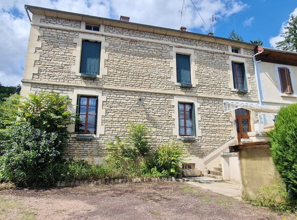 Ancy-le-Franc, Bourgogne-Franche-Comté 89160