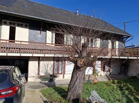 Chef-Boutonne, Deux-Sevres